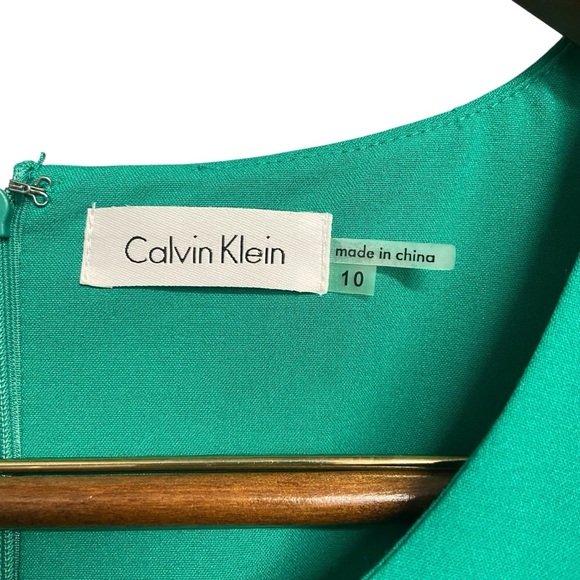 Calvin Klein Women's Sleeveless Sheath Dress Size 10 Kelly Green Starburst Side - Picture 5 of 14